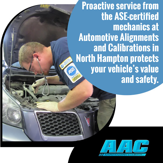 ase-certified-mechanic-inspecting-engine-north-hampton